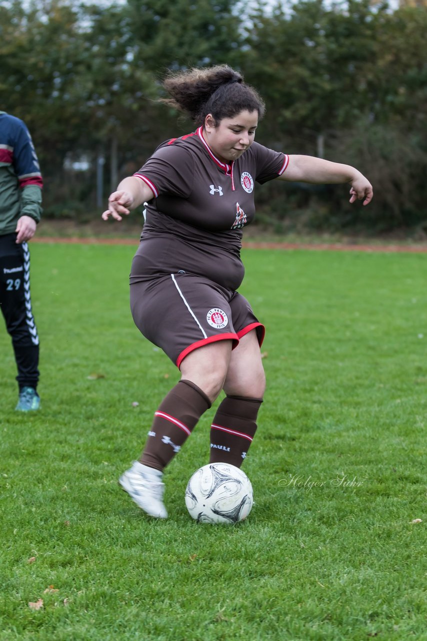 Bild 111 - C-Juniorinnen Halstenbek-Rellingen - St.Pauli : Ergebnis: 0:5